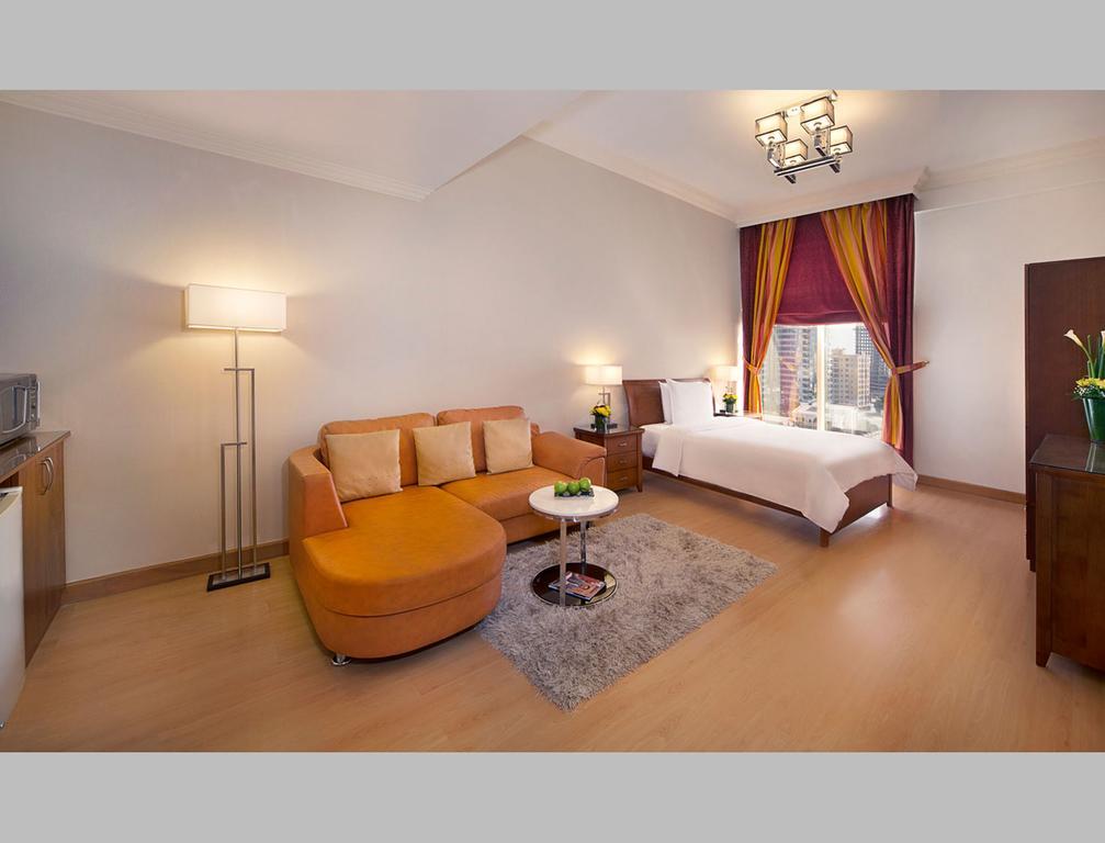 Al Safir Hotel Манама Екстер'єр фото
