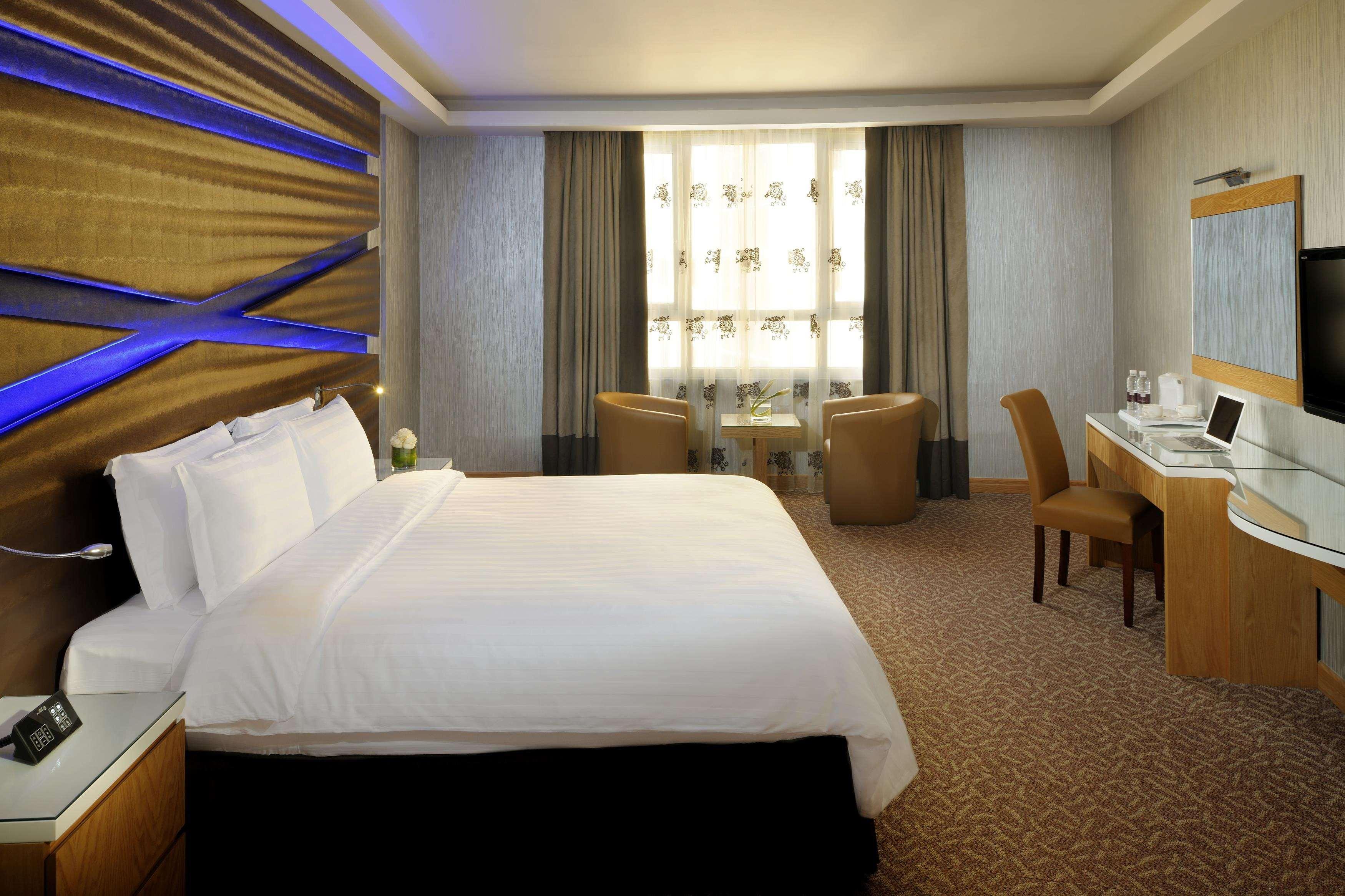 Al Safir Hotel Манама Екстер'єр фото