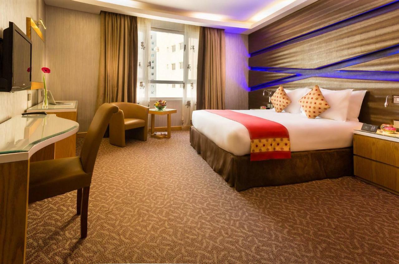 Al Safir Hotel Манама Екстер'єр фото